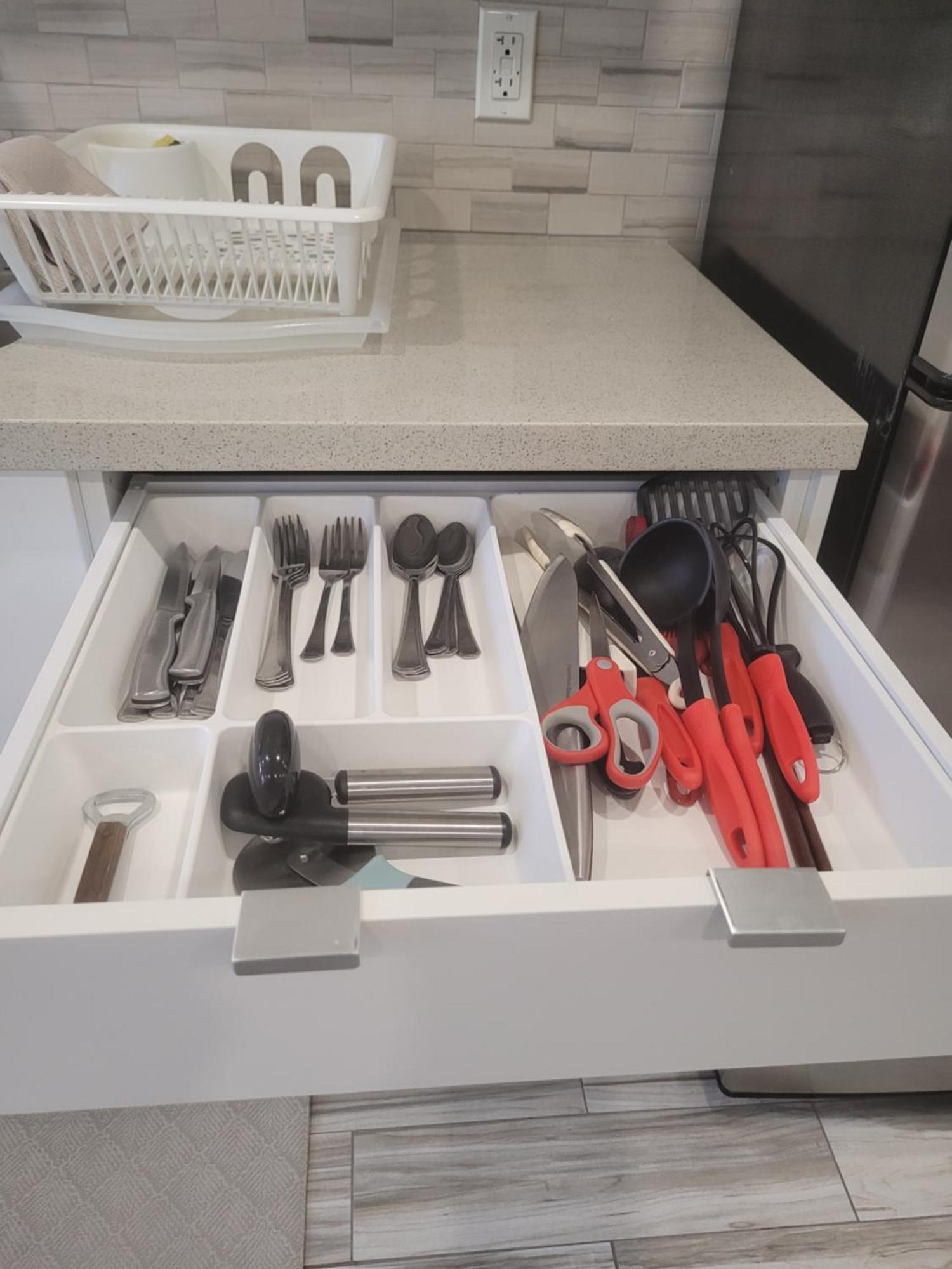 Modern Studio With Kitchenette And Bath Γκελφ Εξωτερικό φωτογραφία